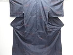未使用品　乱菊模様織出し本場泥大島紬着物